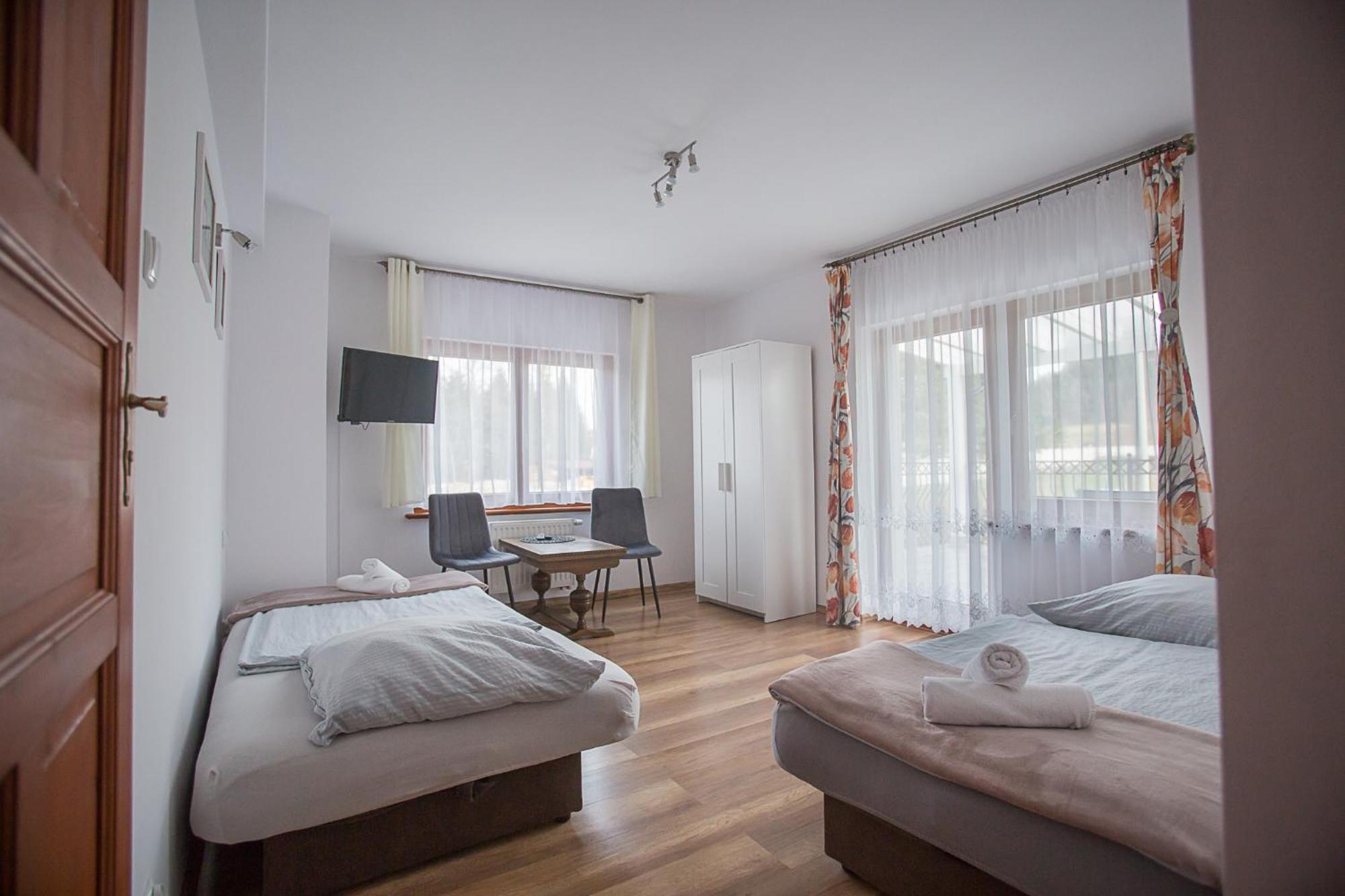 Hotel Nad Cedronem à Wambierzyce Extérieur photo